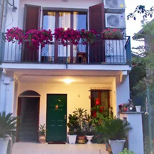 https://casa-dei-fiori.it-lombardy.com