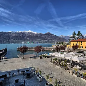 https://marina-apartments.it-lombardy.com
