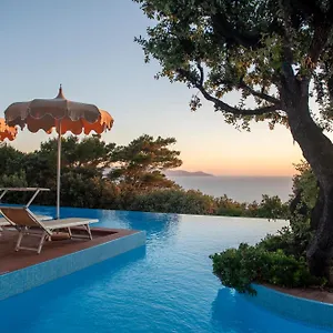 **** Hotel Boutique Torre Di Cala Piccola Italië