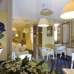 Hotel My **